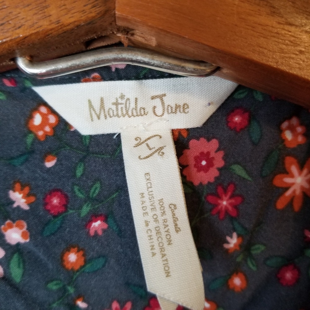 Matilda Jane Afternoon Stroll Floral Pleated Front Semi Button Shirt - Picture 10 of 14